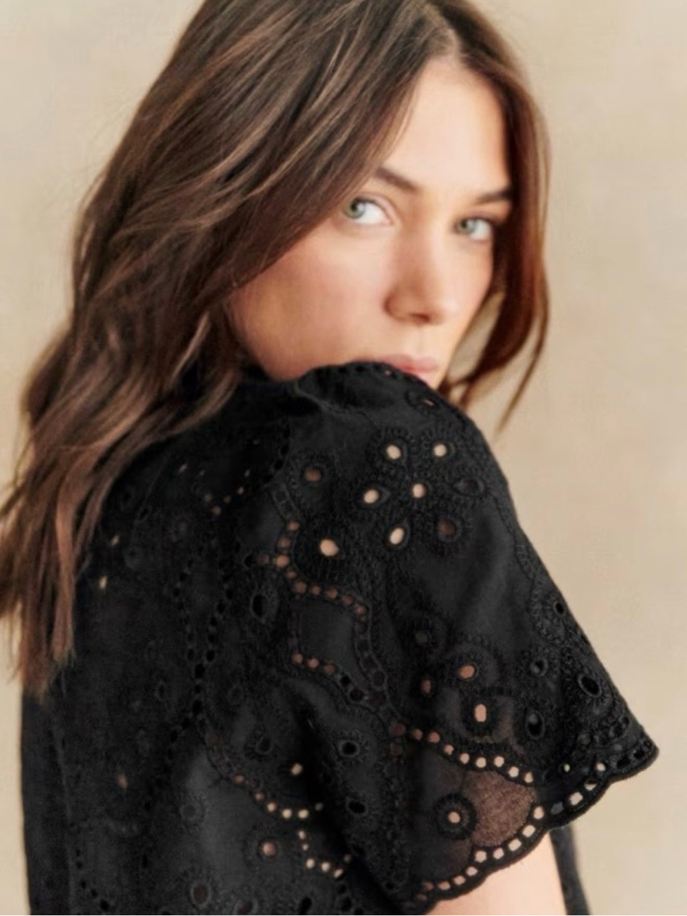 Sezane Annabelle Blouse Black Embroidery - Size 4 - Picture 6 of 7